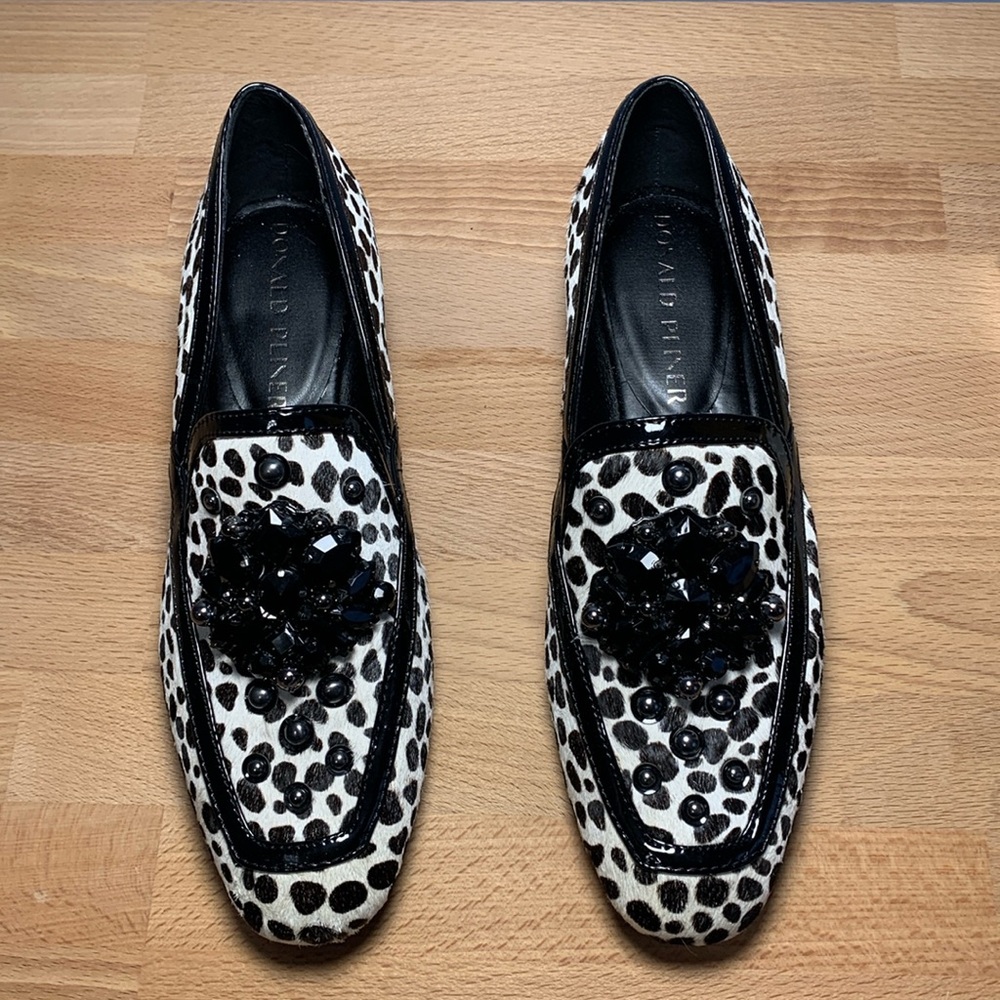 Donald Pliner shoe
